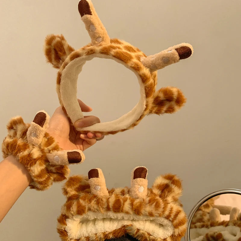 Cartoon Giraffe Cute Plush Bath Headband Wash Face Hair Hoop Hairbands Wristband for Bathroom Soft Remover Skin Care for Women